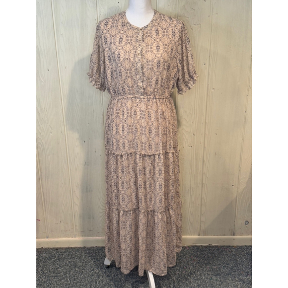 Wishlist Dresses & Skirts - WISHLIST NATURAL TILE PRINT SHORT SLEEVE TIERED MIDI DRESS, size XL